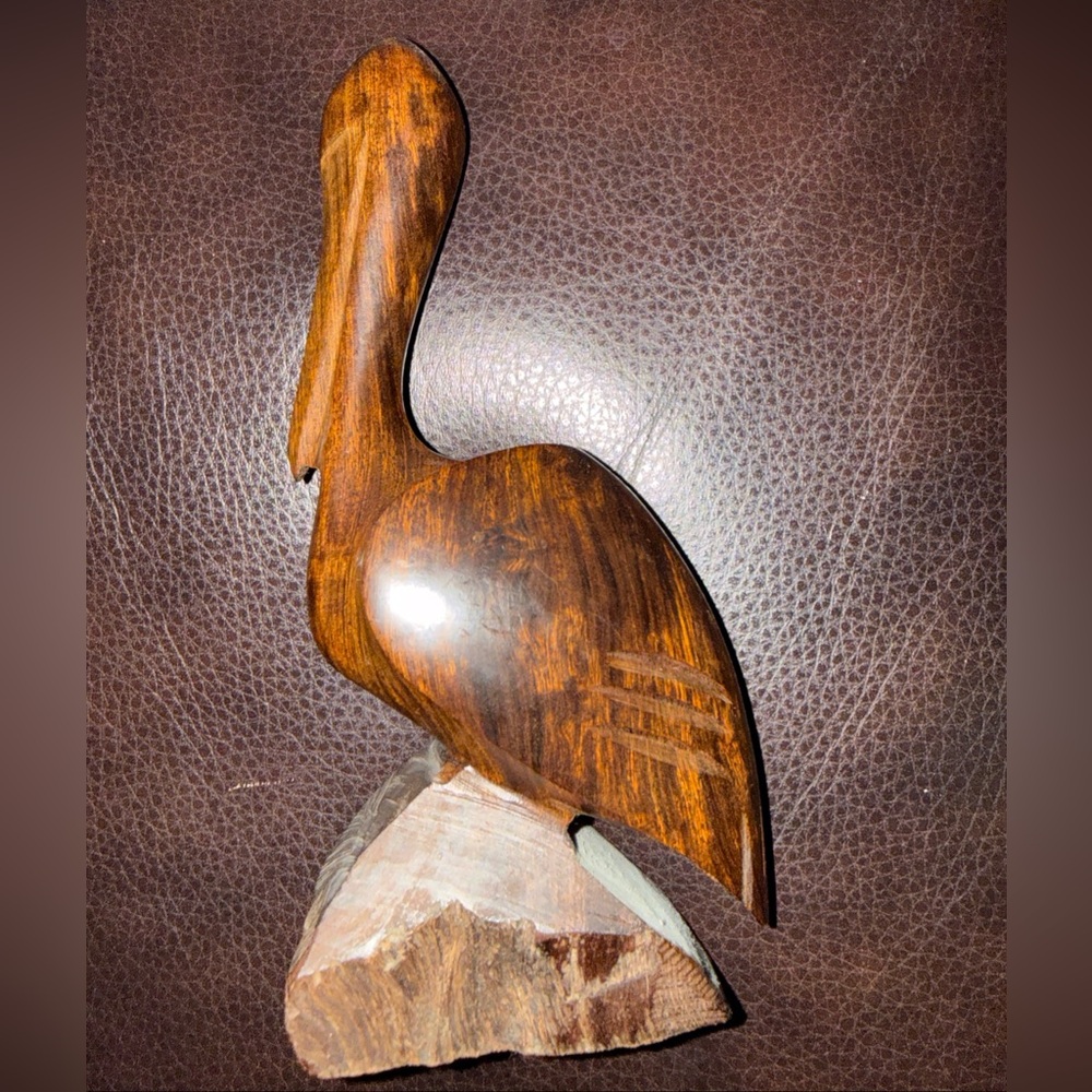 Wooden pelican VTG 1993